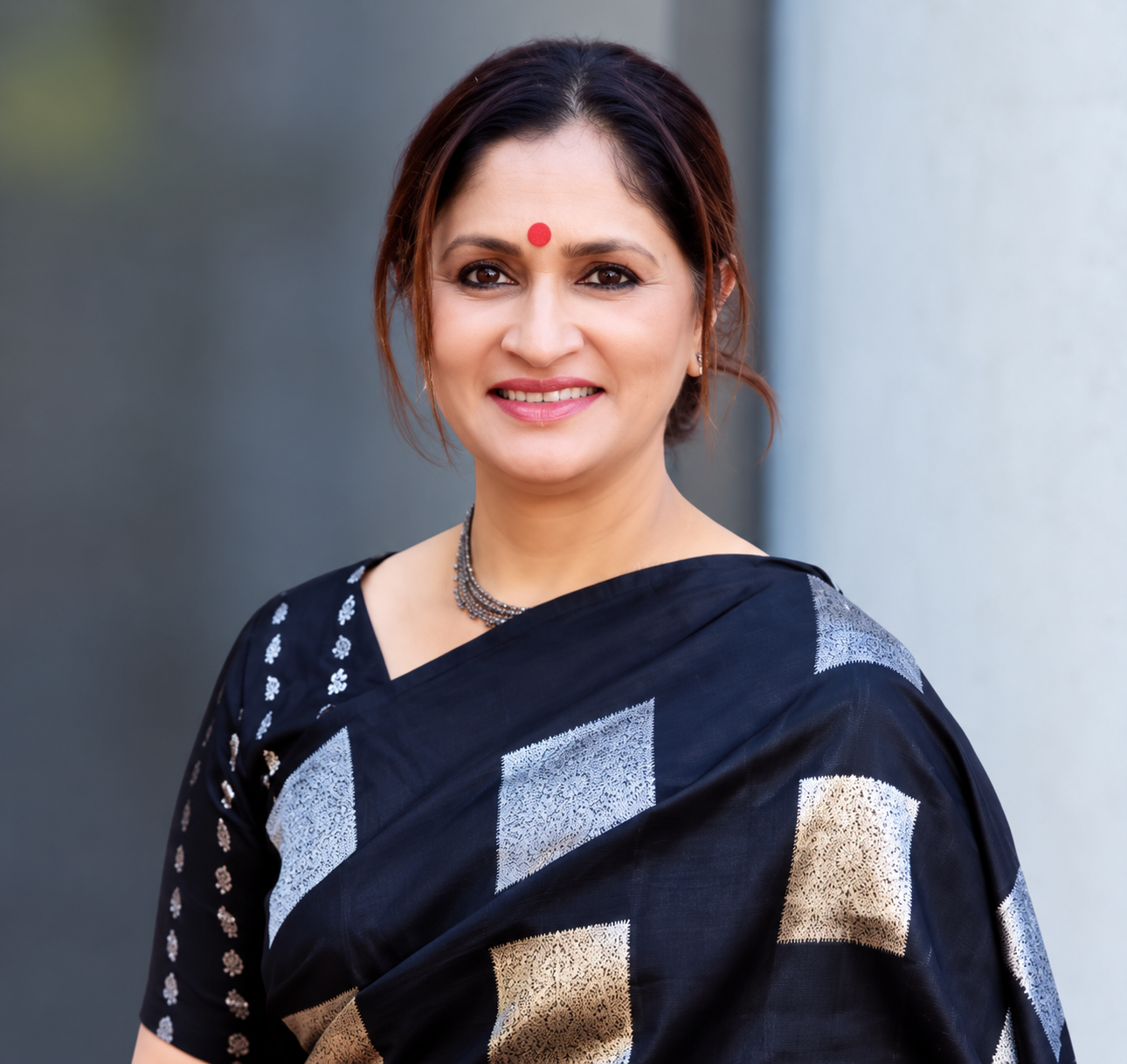 Dr. Monika Randhawa